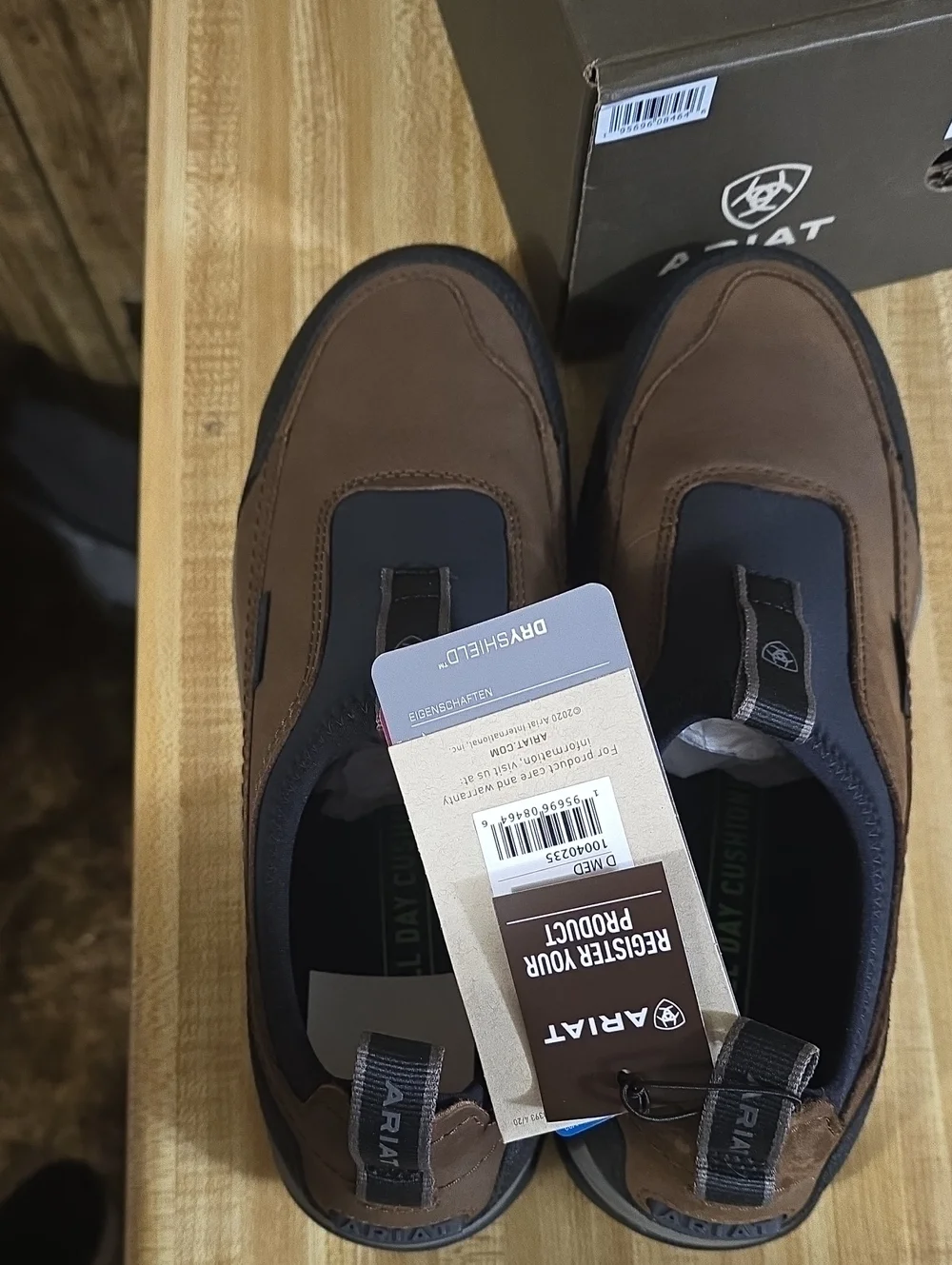 Ariat Men's 10 D Terrain Ease H2O Waterproof Men's Shoes - Distressed Brown NWT